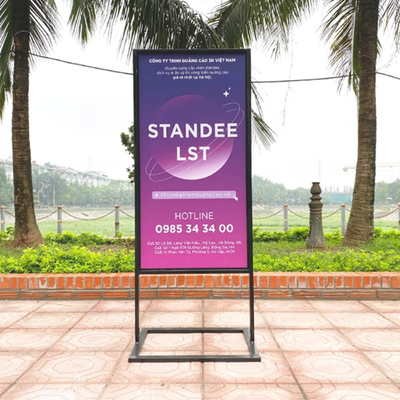 Standee Ngoài Trời, Standee Kiểu Cửa Đế Đổ Nước